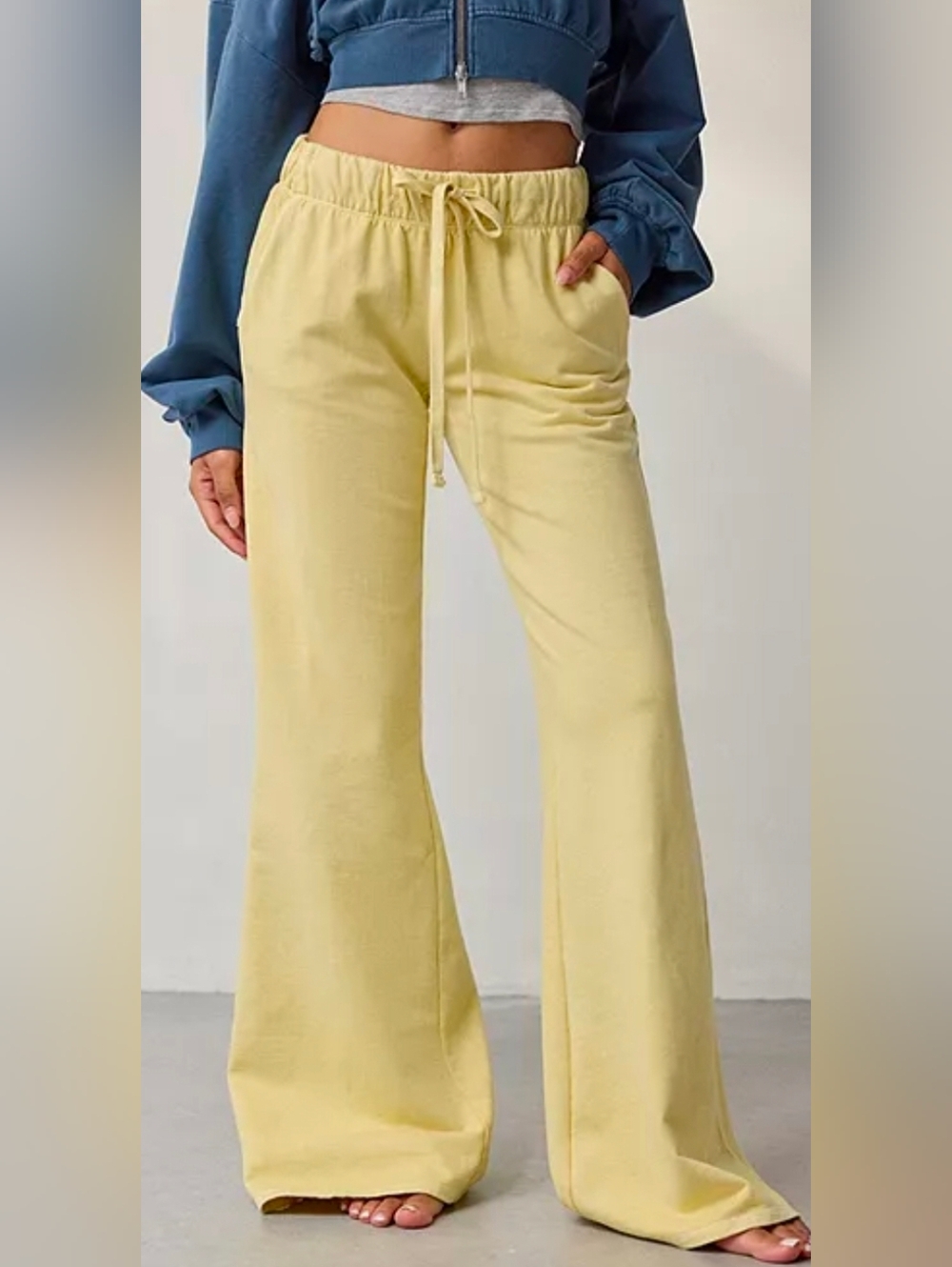 Urban Outfitters Light Yellow Flare Knit Sweatpants - Picture 2 of 5